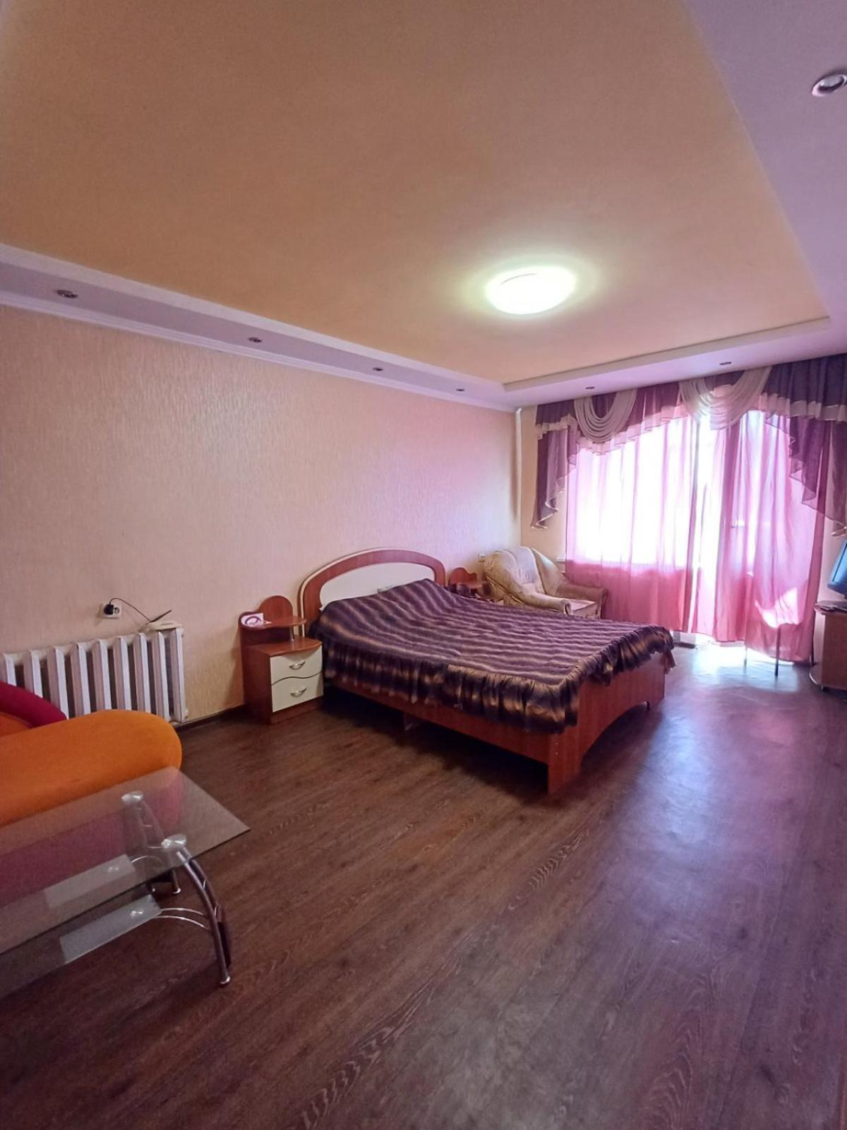 1 Комнатная Квартира Остановка Торговый Центр Cherkasy Bagian luar foto